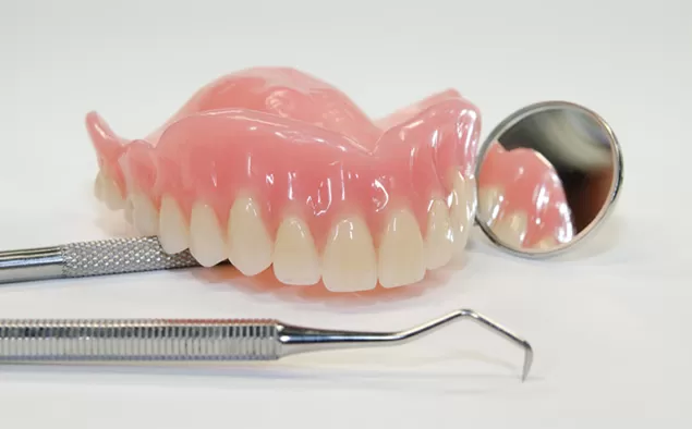 conheca mais sobre a protese dentaria e seus principais tipos 1 conheca mais sobre a protese dentaria e seus principais tipos 1